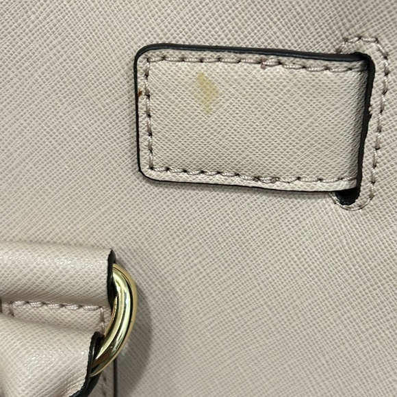 Like brand new without tag’s Michael Kors large leather tote purse - Picture 14 of 16